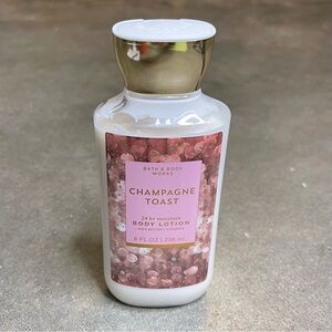 Bath & Body Works Champagne Toast Body Lotion 8 oz Shea Butter + Vitamin E